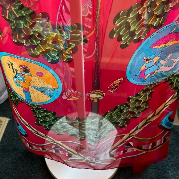Hermes Scarf. ‘L'Ombrelle Magique’. 100% Muslin Silk. Very Large. Pierre Marie. - Picture 12 of 16